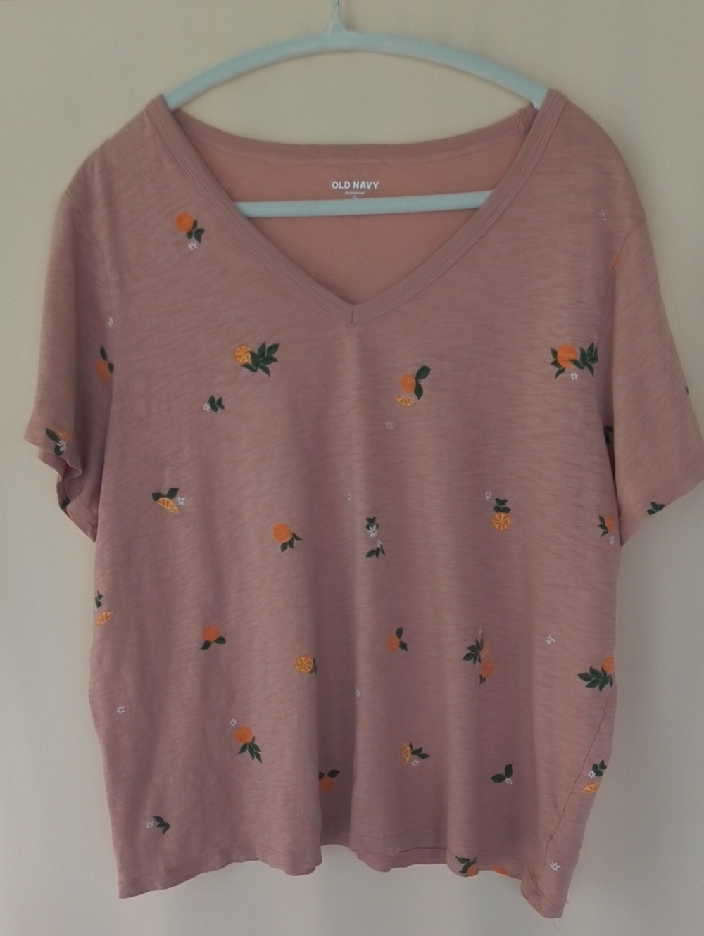 Old Navy 100% Cotton Everywear Tee with Orange Citrus Motif Size XL